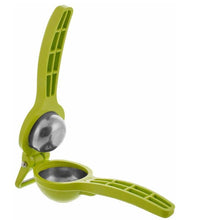 Load image into Gallery viewer, 147 Plastic Lemon Squeezer