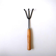 Load image into Gallery viewer, 474 Hand Cultivator (Steel, Black)
